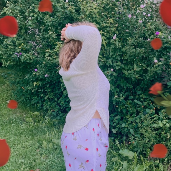 coquette rose lace sweater 🌹 - Picture 4 of 4